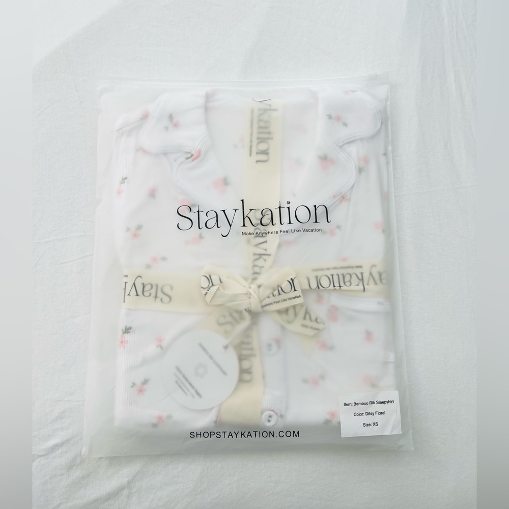 NWT StayKation Bamboo Ribbed PJ Floral Sleepshirt / Lounge Dress Size XS - Picture 3 of 7
